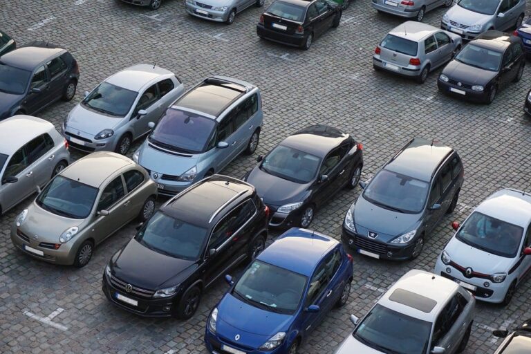 Parkschaden am Auto - So sollten Sie sich verhalten